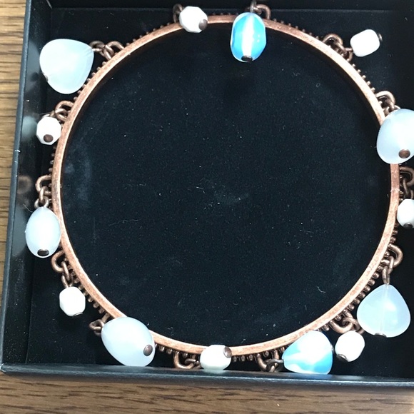 NWT Avon Opalesque Beaded Bangle Large - Picture 4 of 7